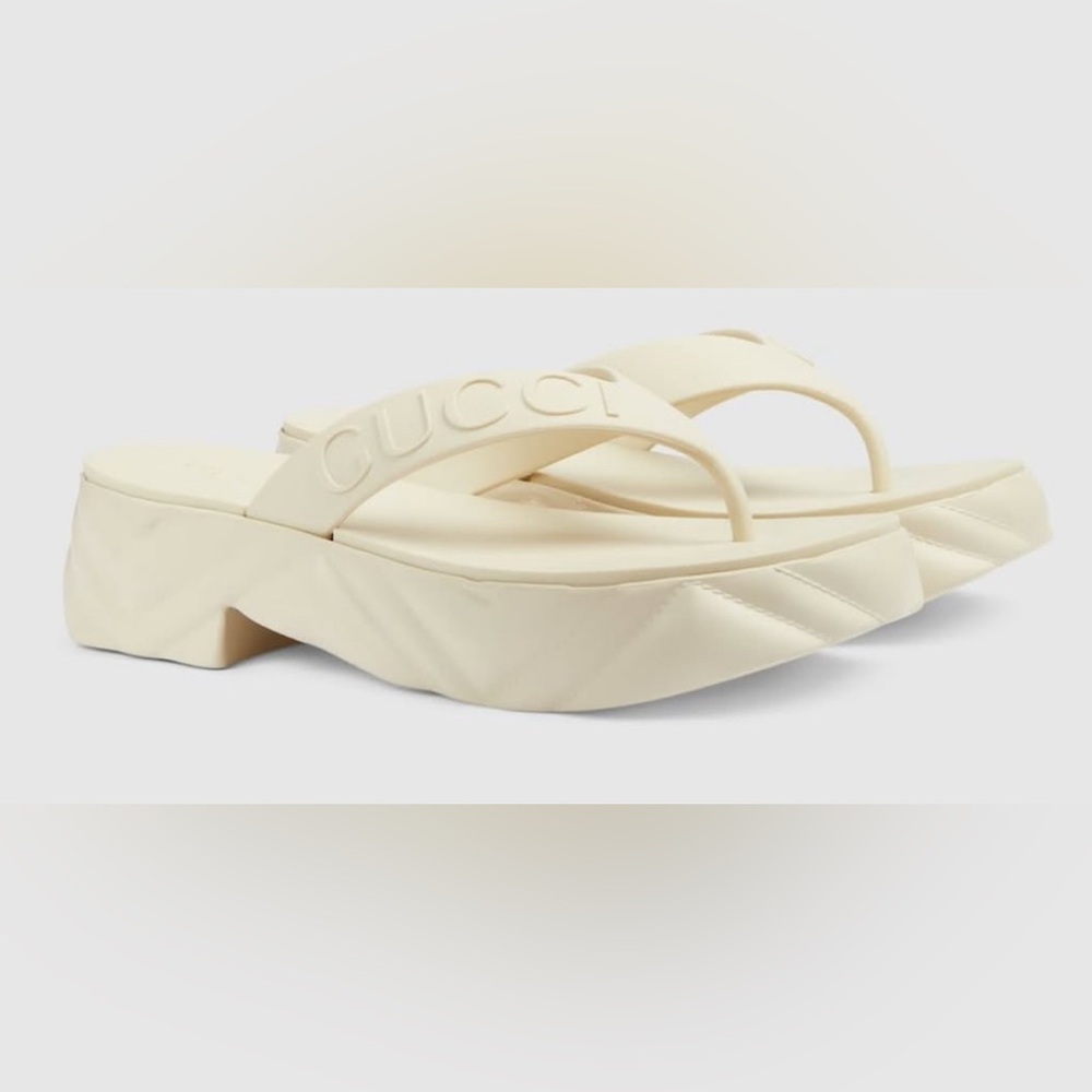 NWT Gucci Women's Ivory Sandals